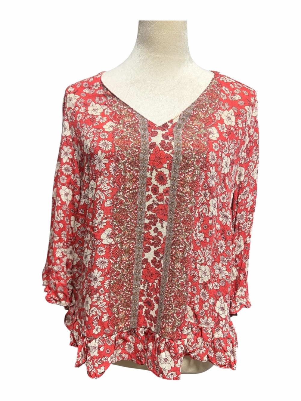 V-Neck Floral Ruffle-Hem Tunic Top in Coral 100% viscose